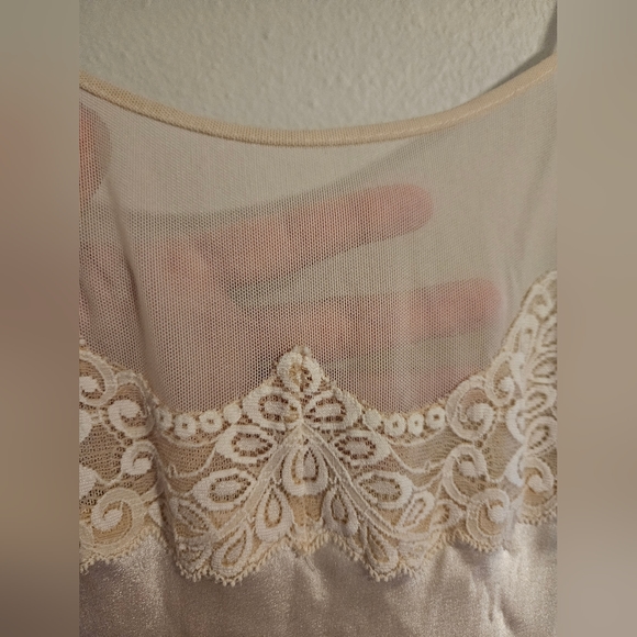 Vintage Valentino Intimo Sleepwear - Picture 3 of 7